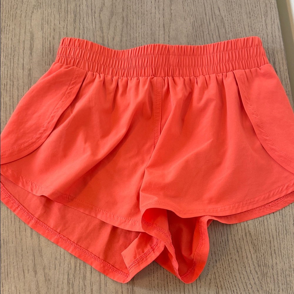 Women's Coral Athletic Shorts with Elastic Waistband